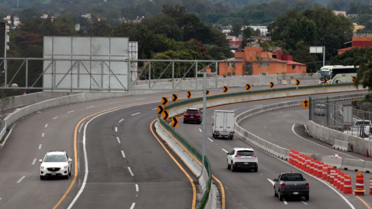 La Pera en la autopista México-Cuernavaca