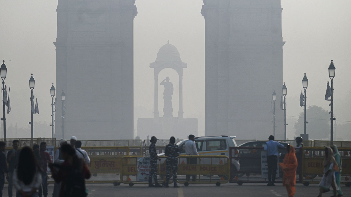 ¡Aire tóxico! Nueva Delhi alcanza contaminación 25 veces más fuerte que límite de OMS