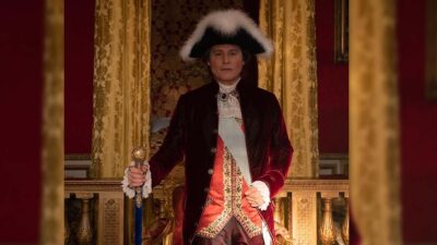 Johnny Depp luce irreconocible como el rey de Francia Luis XV
