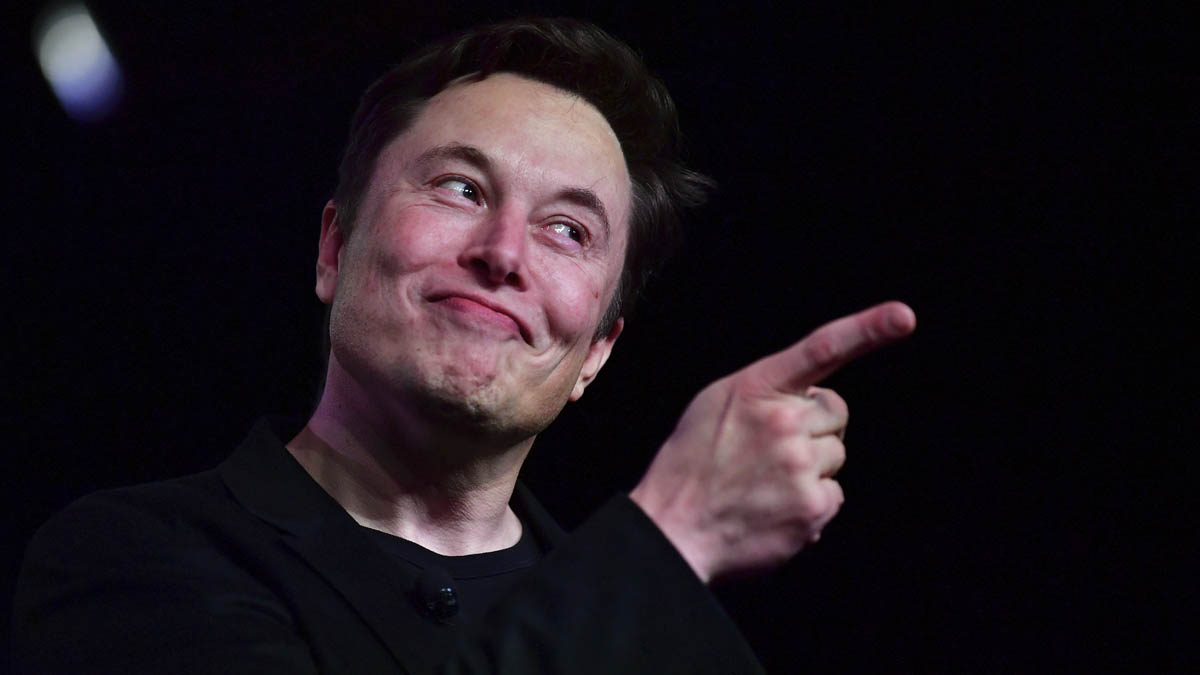 Twitter suspends cuentas verificadas que se hicieron pasar por Elon Musk