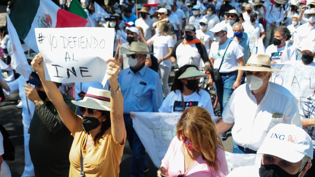 Miles de mexicanos marcharon en defensa del INE en  CDMX y varios estados