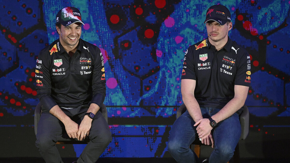 Max Verstappen y Checo Pérez en el GP de Brasil 2022