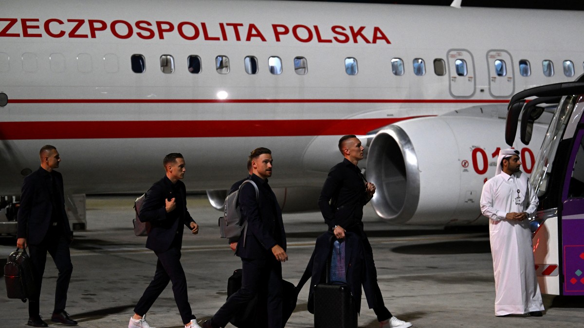 Polonia Avión Escoltado