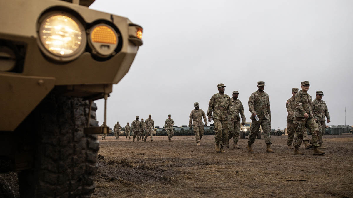 Texas desplegará vehículos militares en su frontera con México