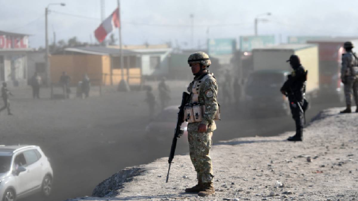 Baja violencia por protestas en Perú; van recuperando carreteras y puertos aéreos