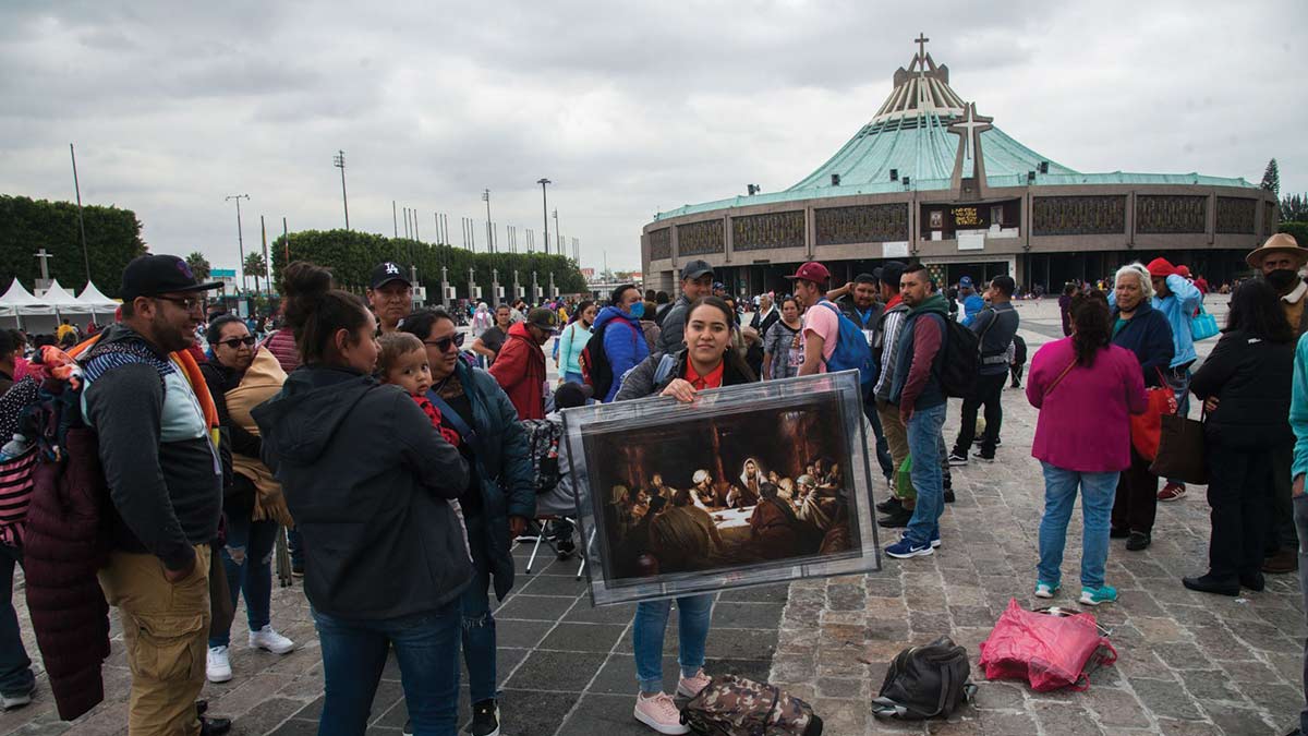 Llegan a la Basílica de Guadalupe los primeros peregrinos; fue saldo blanco