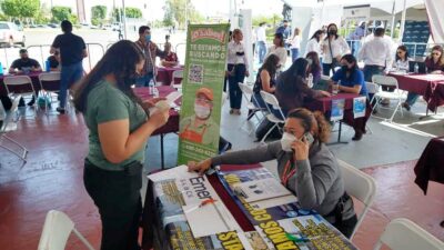 Feria de trabajo para personas con discapacidad en Rosarito, Baja California