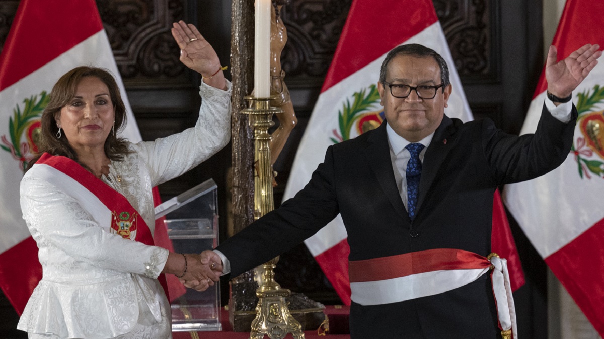 Dina Boluarte estrena Gabinete en Perú: toma juramento a funcionarios