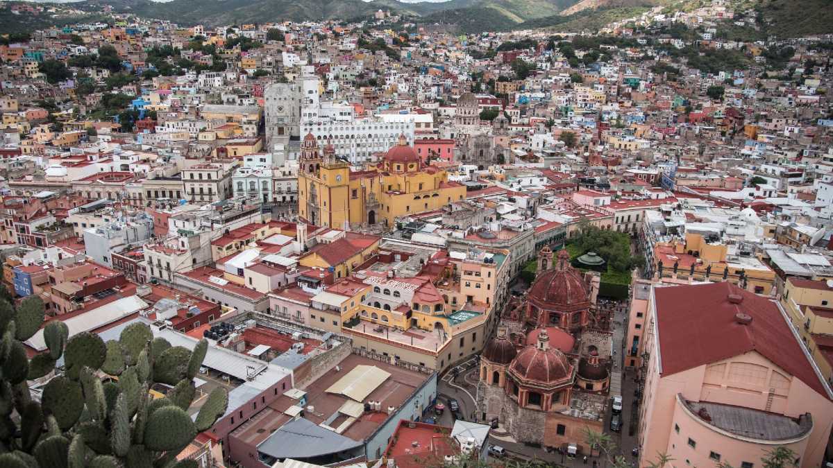 Guanajuato: desfile por el 281 Aniversario del Título de la Ciudad; cortes viales