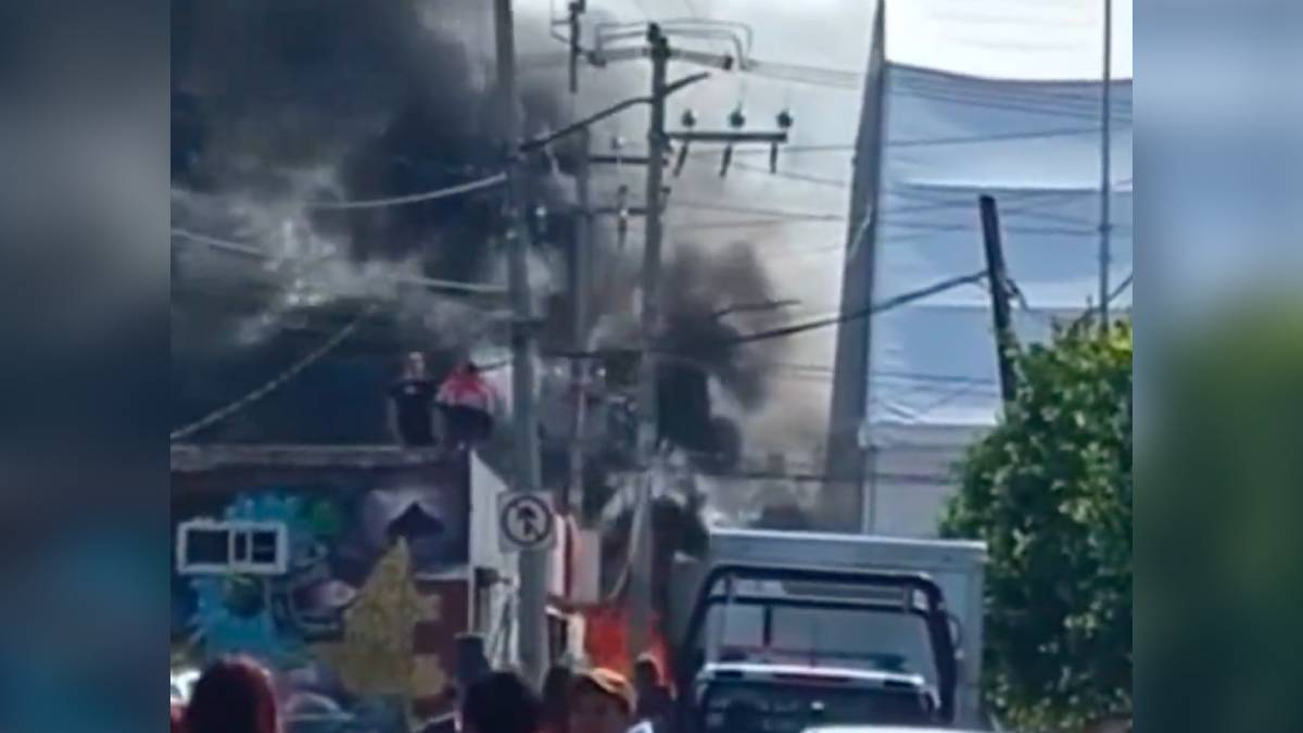 Incendio en Tultitlán, Edomex: reportan explosión de transformadores de pista de hielo