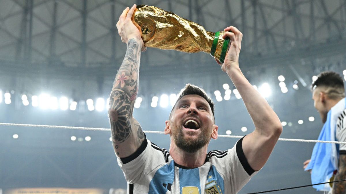 ¡Le ganó a un huevo! Foto de Lionel Messi con la Copa del Mundo rompe récord de “likes” en Instagram
