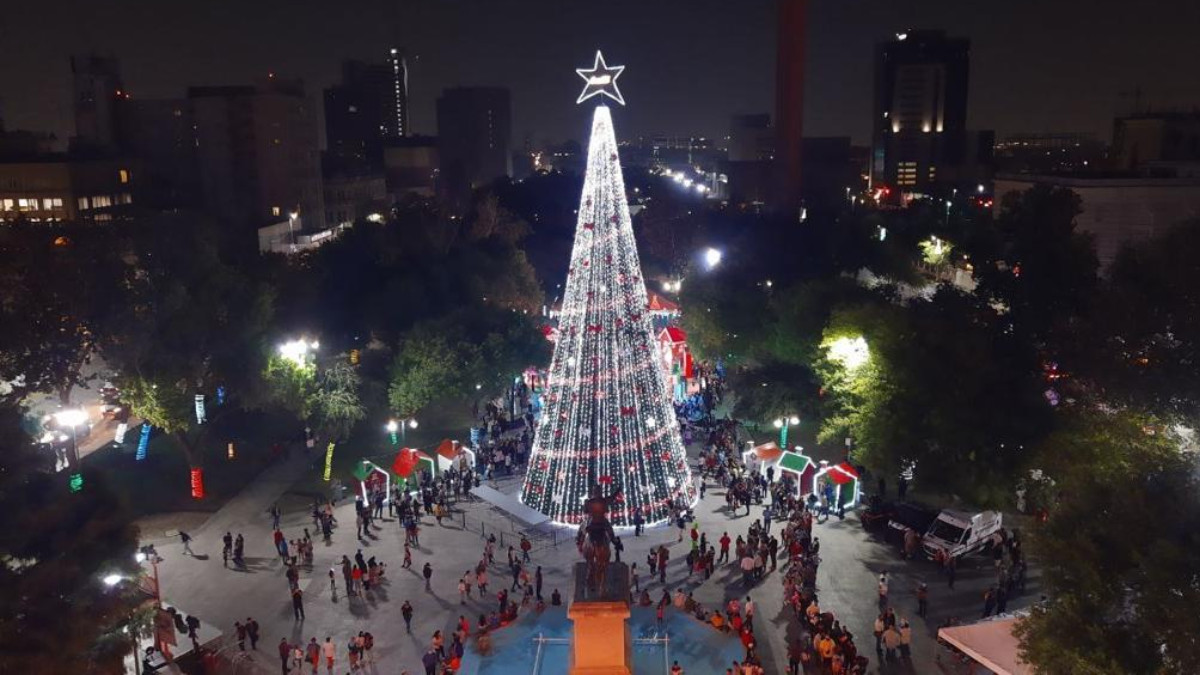 Alistan en Monterrey “Navidad Contigo 2022”; encenderán pino gigante en Plaza Zaragoza