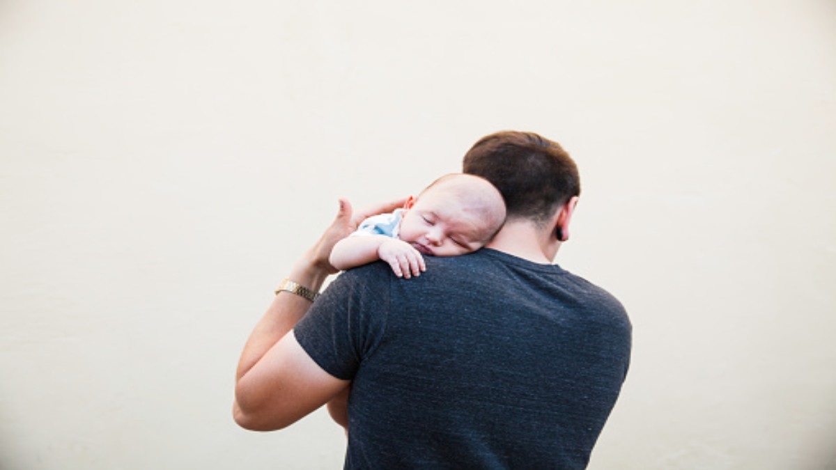 ISSSTE: ¿Cómo obtener una licencia de paternidad?