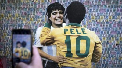 Pelé y Maradona jugaron juntos a las dominadas