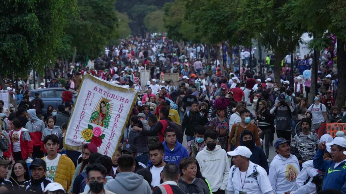 Miles de peregrinos arriban a la Basílica de Guadalupe; no se reportan incidentes mayores