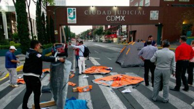 trabajadores bloquean las instalaciones del Poder Judicial de CDMX