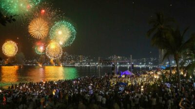 pirotecnia en Año Nuevo en Acapulco, Guerrero