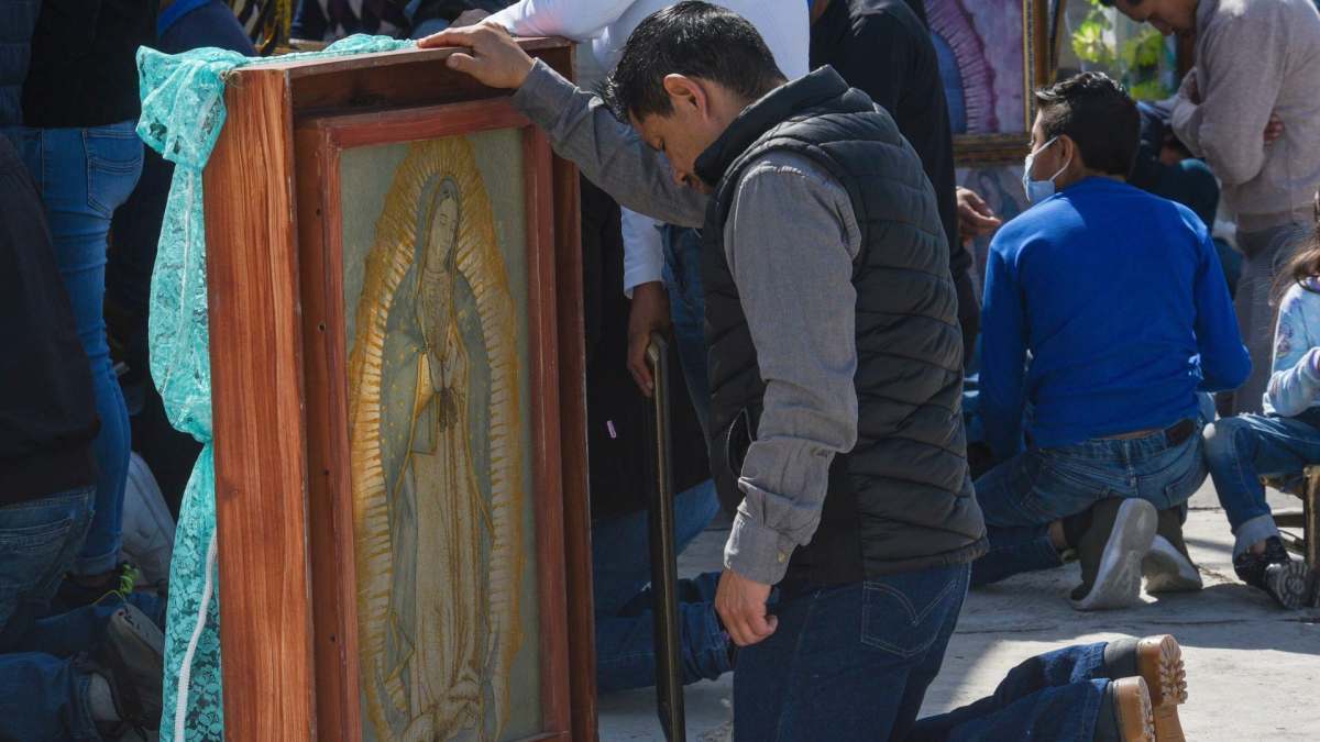 ¡Santos frijoles! Encuentran silueta de la Virgen de Guadalupe en espuma de olla en Guerrero