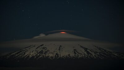 Chile: alerta por el volcán Villarrica, el más peligroso