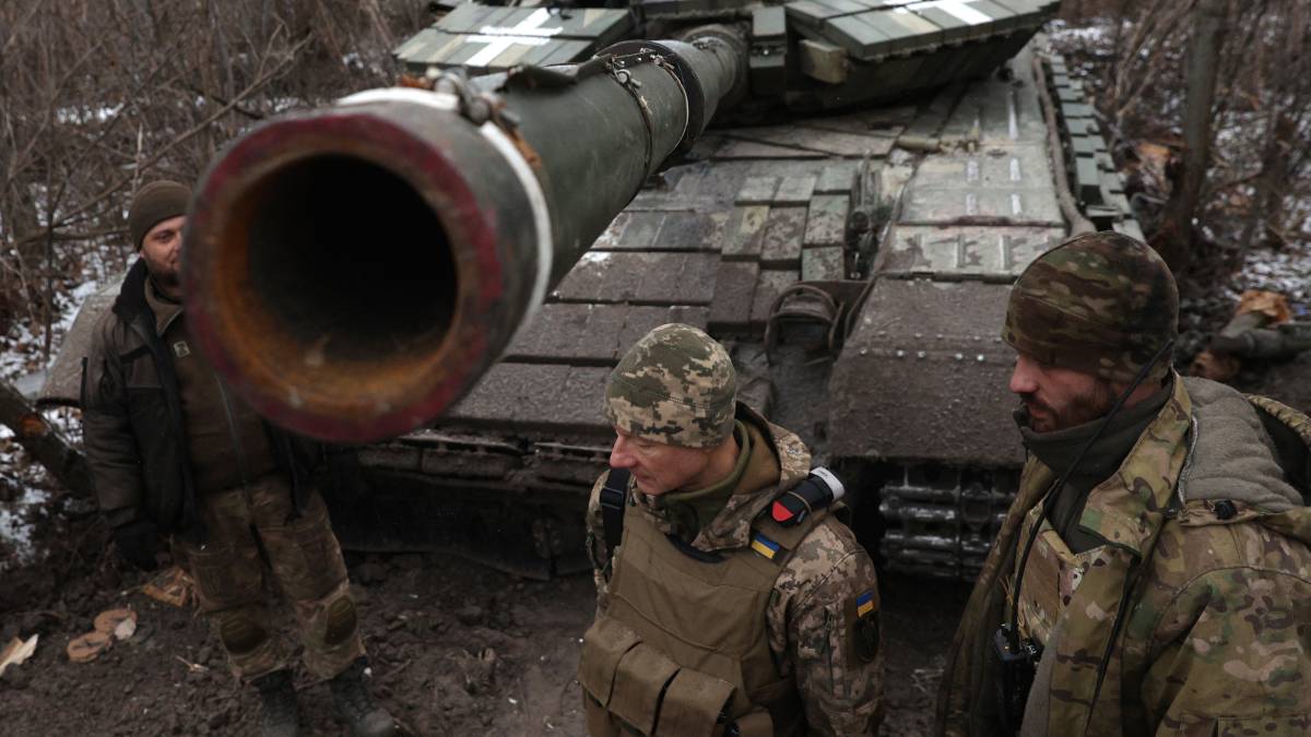 Reino Unido enviará tanques challenger 2 a Ucrania