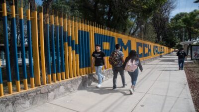 ¿Cuántos aciertos pide la UNAM para entrar a los CCH?