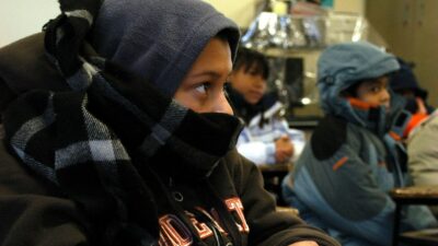En Sonora, recorren horario de clases por frente frío en 17 municipios