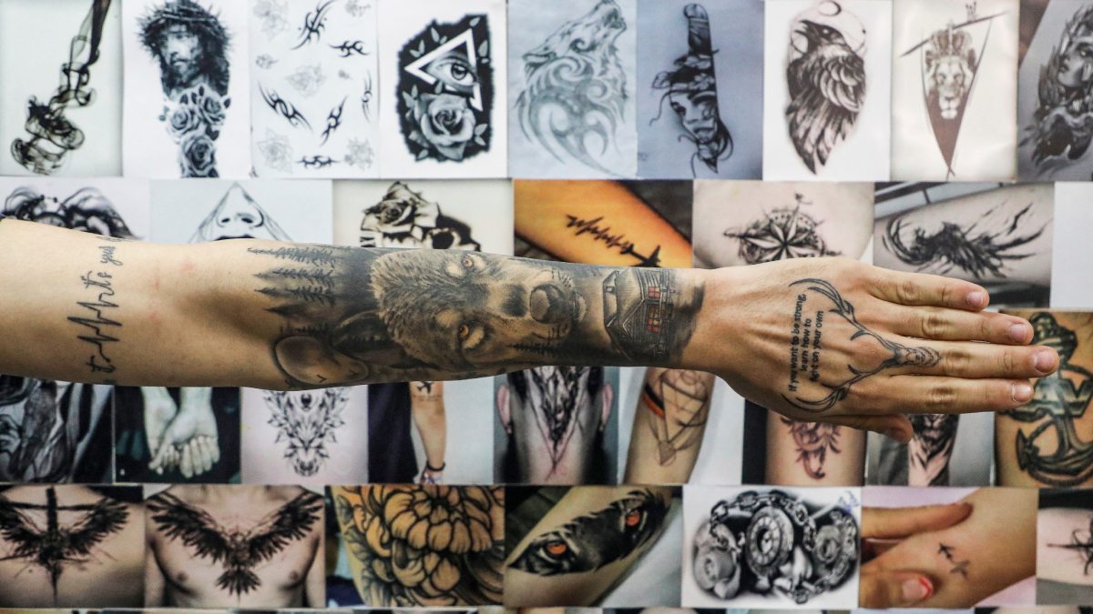 En qué parte del cuerpo duele más hacerse un tatuaje? - Uno TV