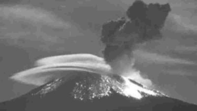 Volcán Popocatépetl despide 2022 con fuerte explosión