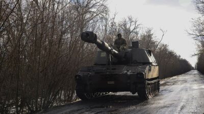 Un tanque de guerra en Ucrania