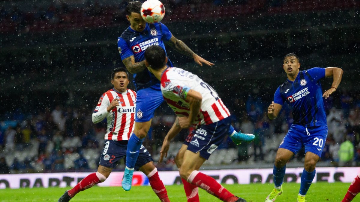 Cruz Azul y Atlético San Luis se enfrentan en partido de la Liga MX