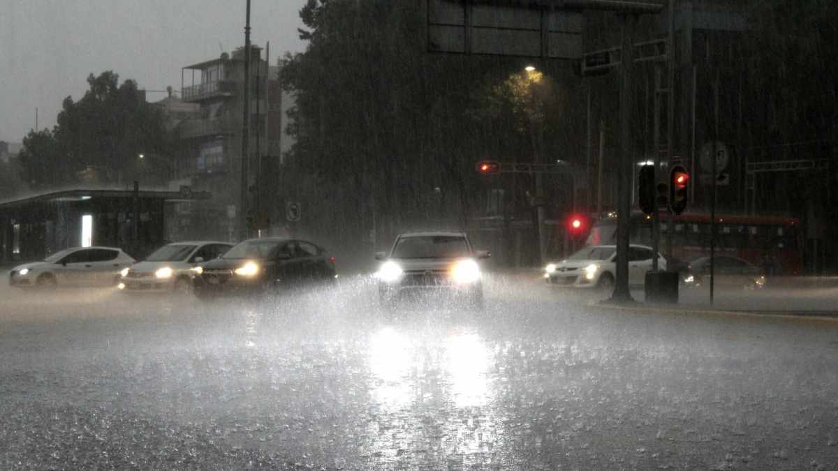 CDMX activa alerta amarilla por fuertes lluvias