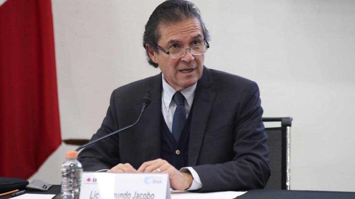Edmundo Jacobo regresa como secretario ejecutivo del INE