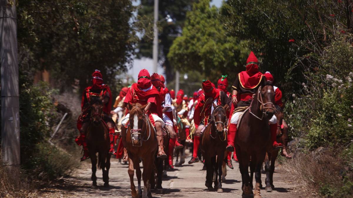 espías romanos una de las tradiciones de Semana Santa en Tzintzuntzan Michoacán