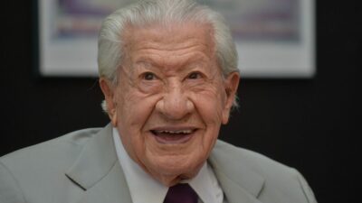 Ignacio López Tarso, sonriente