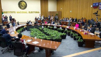 La disputa por el INE y las elecciones sigue vive