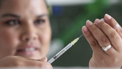 Secretaría de Salud inicia vacunación contra la hepatitis en niños de la Ciudad de México