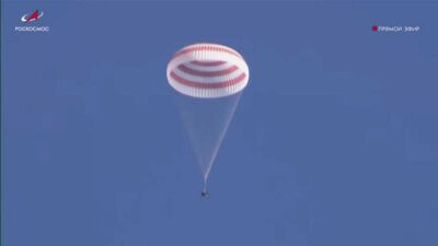 Espacio: la dañada nave espacial Soyuz regresa a la Tierra