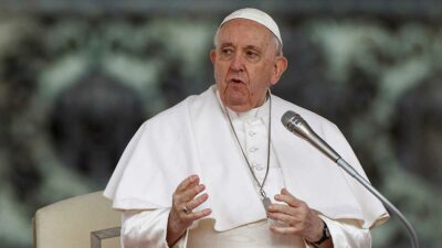 Papa Francisco reza por migrantes fallecidos en Ciudad Juárez, Chihuahua