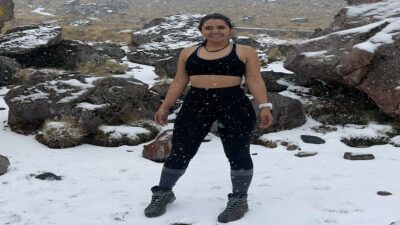 Mujer alpinista vivirá 32 días en el pico de Orizaba