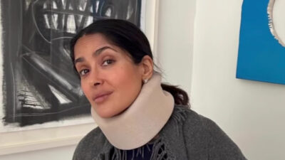 Salma Hayek sufre lesión en el cuello y usa collarín, comparte fotografía