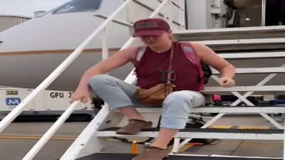 Atleta Paralimpica Baja Sin Rampa de avión En Veracruz