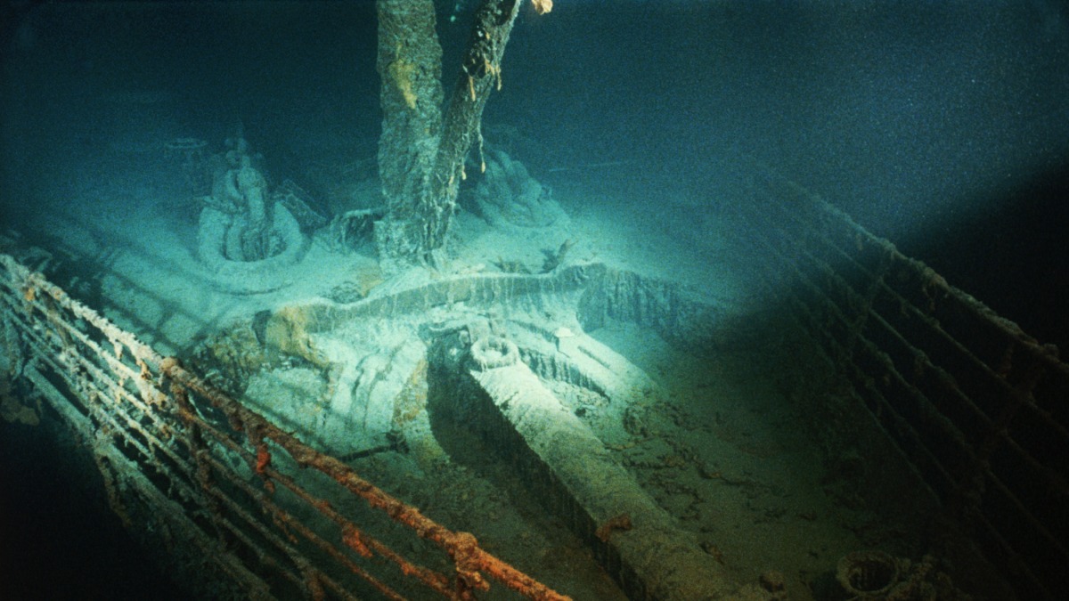 ¿Cómo puedo visitar los restos del Titanic?
