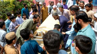 En Pakistán, estampida deja al menos 11 muertos en Karachi