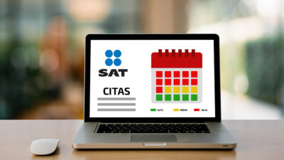SAT declaración anual computadora con el calendario de disponibilidad de citas