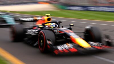 Max Verstappen de Redbull ganando la pole del GP de Australia de Fórmula 1