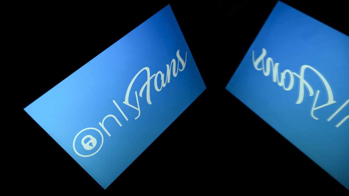 Modelo de OnlyFans denuncia discriminación en supermercado; la ropa era “demasiado corta”