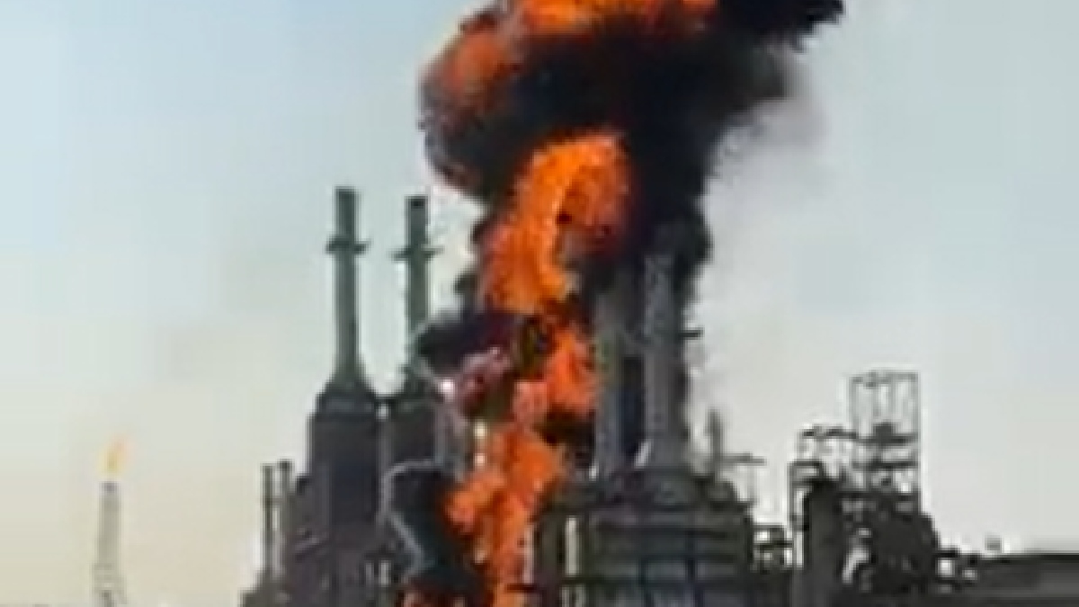 Explosión en refinería de Pemex en Salina Cruz, Oaxaca