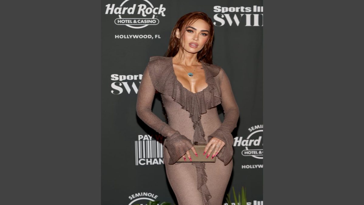 Megan Fox regresa a enamorar Instagram, no con uno, sino con dos vestidos transparentes