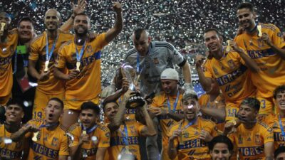 Tigres festeja su octavo título de Liga MX tras vencer a Chivas en la final del Clausura 2023